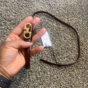 Salvatore ferragamo thin belt size 100